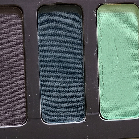 SOLD-MELT MUERTE AND VIDA PALETTE - Picture 5 of 9